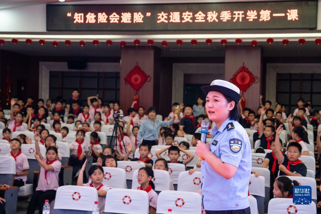 电子游戏免费送金网址